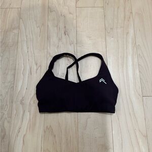Oneractive easy lift sports bra